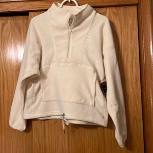 BNWT Marika 3/4 Zipper Fleece Pullover Size Medium